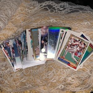 Lot of 50 Baseball Cards Pre owned Plastic Case Cracked